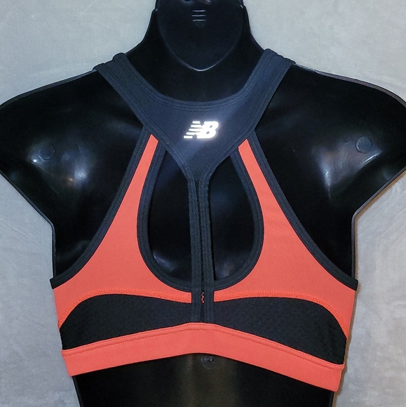 New Balance NB Dry Sports Bra Size Small - Picture 9 of 16